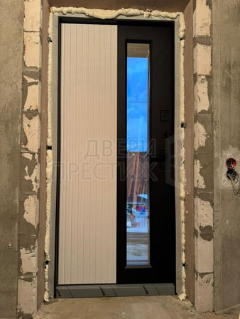 Входная дверь Лабиринт Скандия для улицы со стеклом - фото внутри